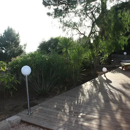 Les Amandiers Hébergement de vacances *