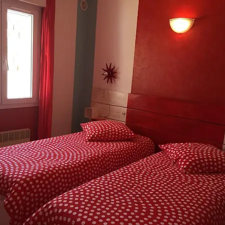 Les Amandiers Hébergement de vacances *